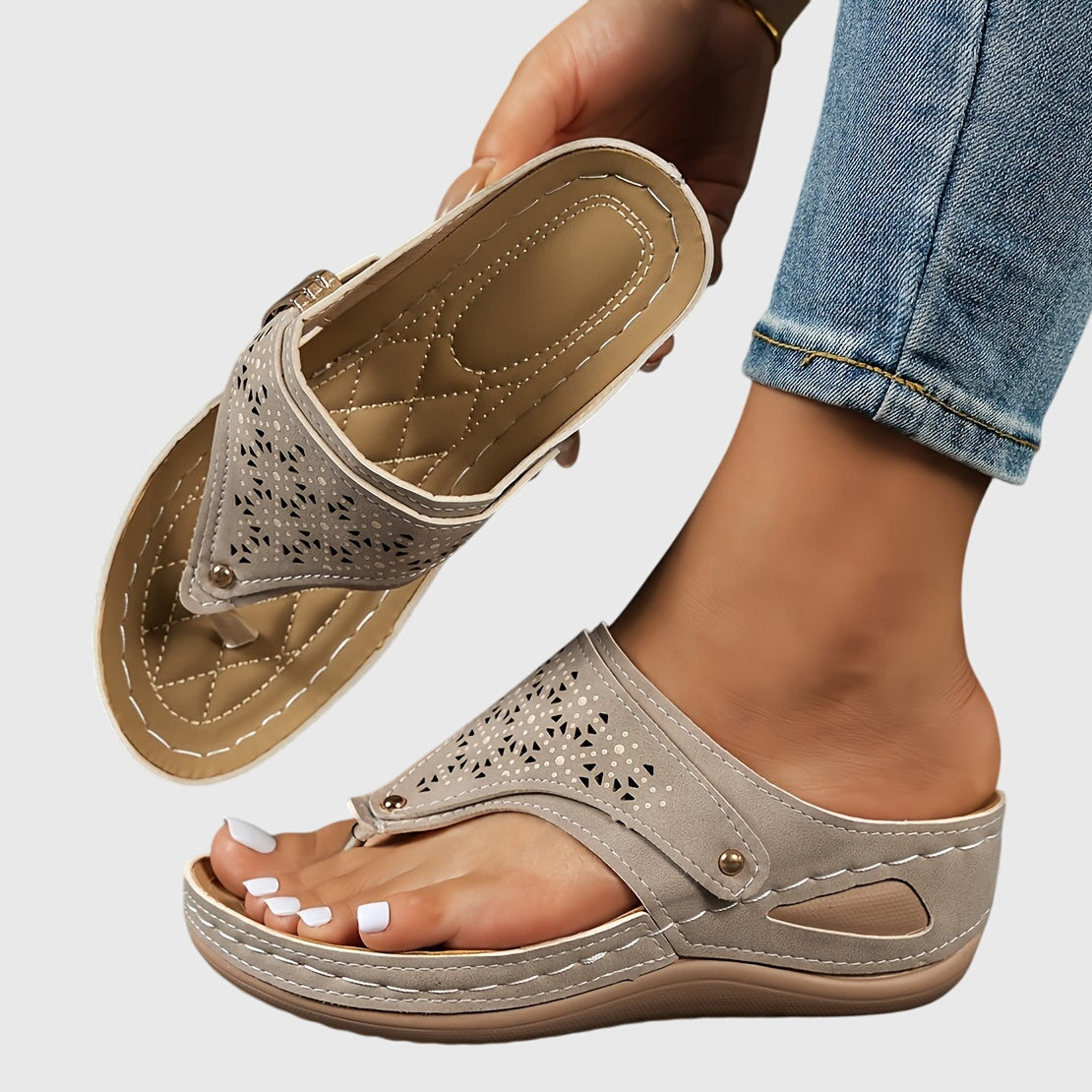 Livia | Platform Thong Sandals for Women