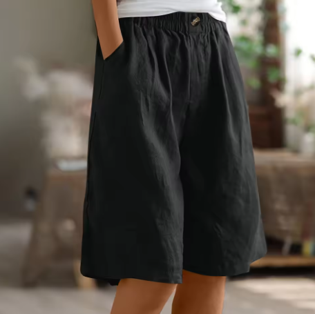 Daenerys | Loose Fit Shorts with Elastic Waist and Pockets for Women