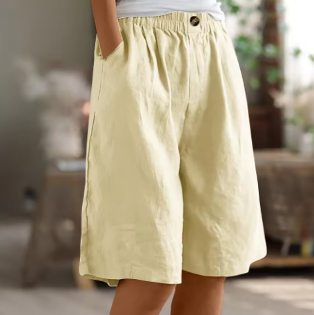 Daenerys | Loose Fit Shorts with Elastic Waist and Pockets for Women