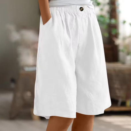 Daenerys | Loose Fit Shorts with Elastic Waist and Pockets for Women