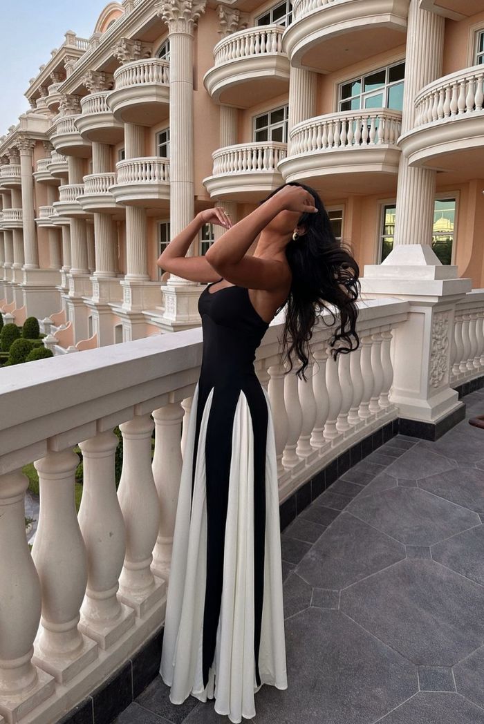 Faye | Wedding Guest Sleeveless Maxi Dress with V-Neck for Women