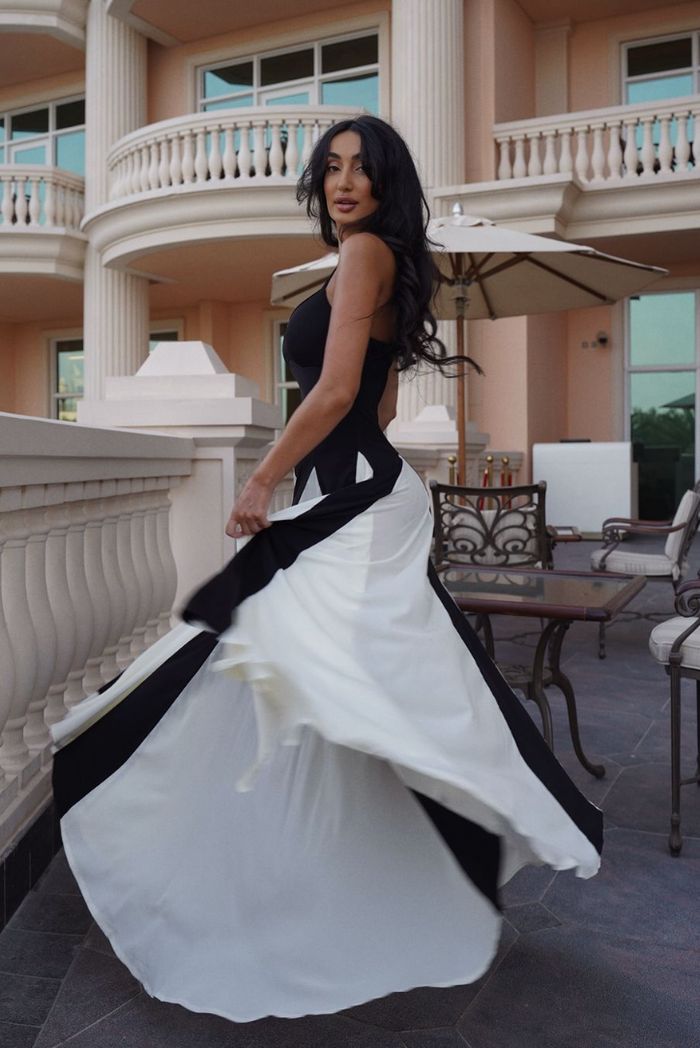 Faye | Wedding Guest Sleeveless Maxi Dress with V-Neck for Women