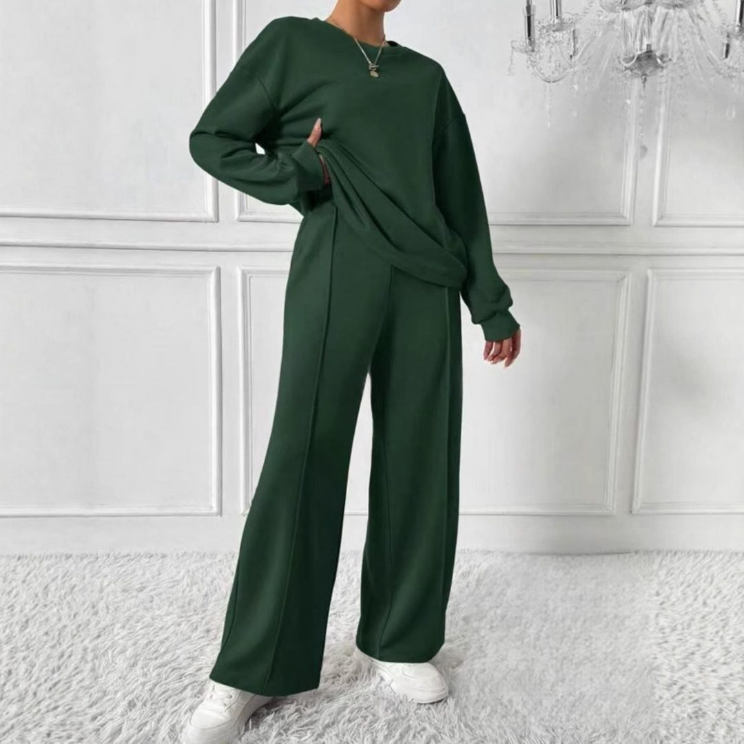 Hanne | Oversized Sweatshirt and High Waist Pants Set with Long Sleeves for Women