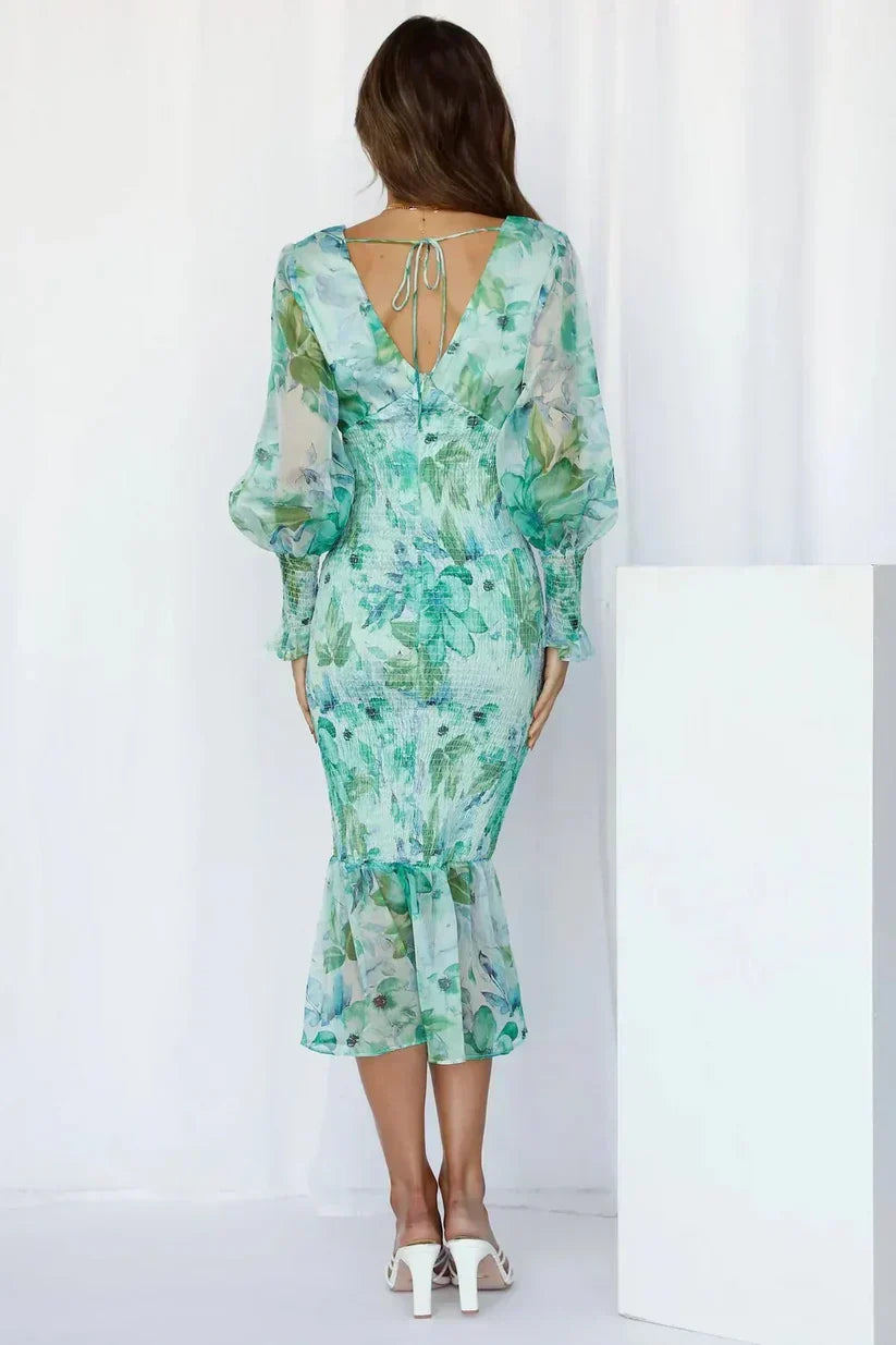 Vilhelmina | Floral Wedding Guest Midi Dress with V-Neck and Puff Sleeves for Women