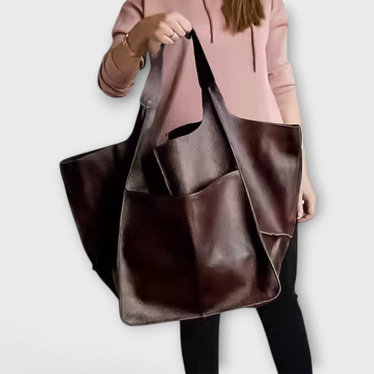 Urania | Oversized Leather Weekender Bag for Women