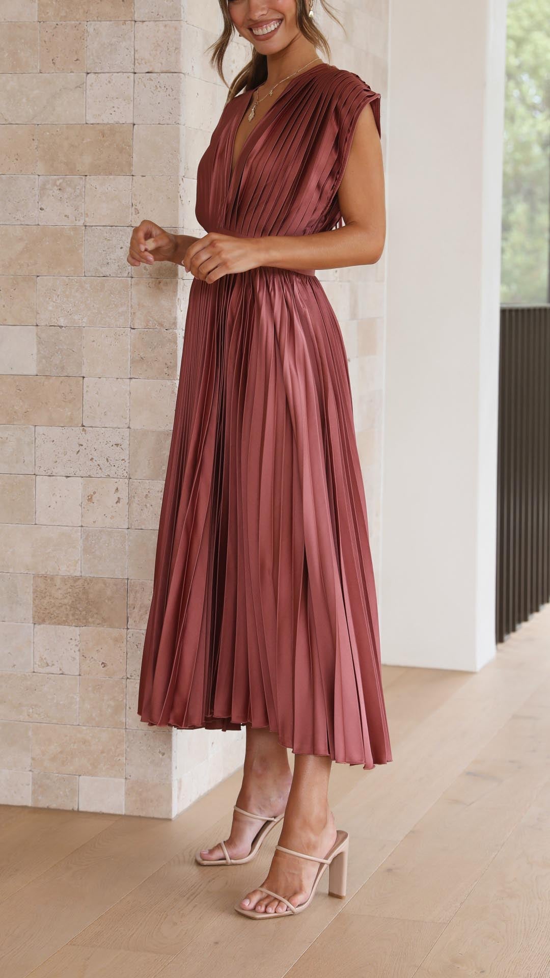 Kaitlyn | Pleated V-Neck Midi Wedding Guest Dress