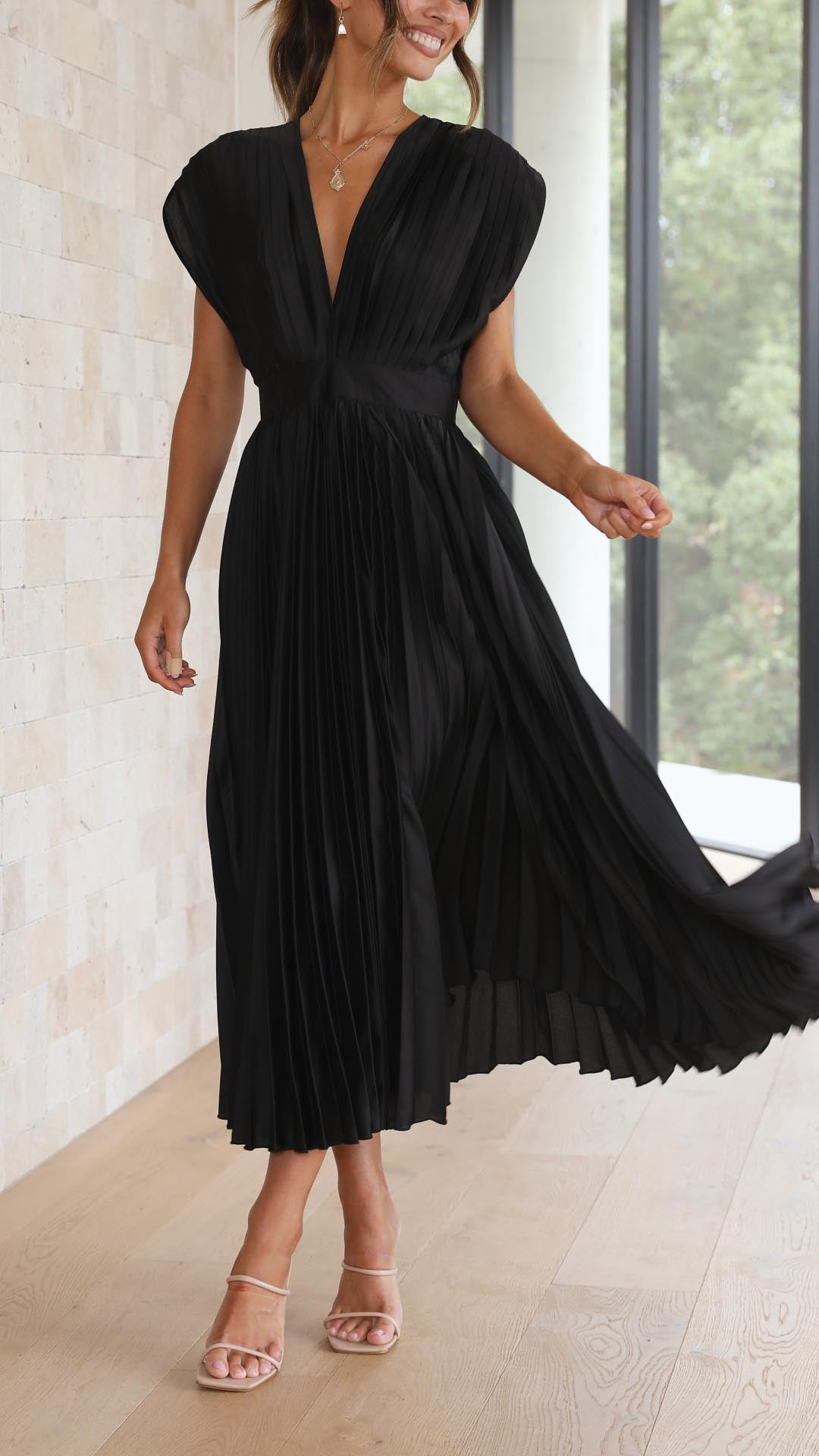 Kaitlyn | Pleated V-Neck Midi Wedding Guest Dress